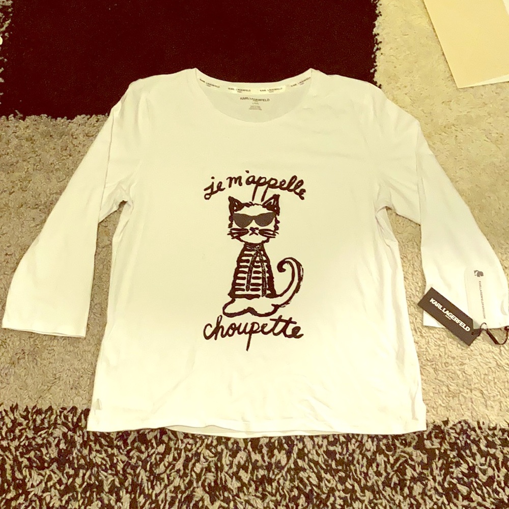 Karl Lagerfeld Paris “Choupette” 3/4 sleeve top.